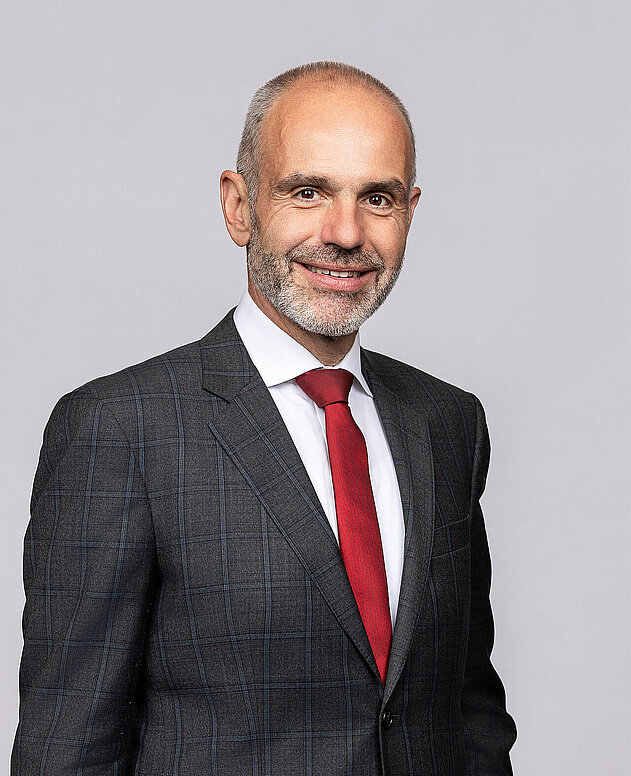 Dr. Maximilian Happacher, unmittelbar vorangegangener Vorsitzender der DAV Dr. Maximilian Happacher, unmittelbar vorangegangener Vorsitzender der DAV